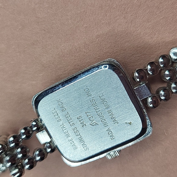 Silver Square Face Watch - Picture 3 of 4